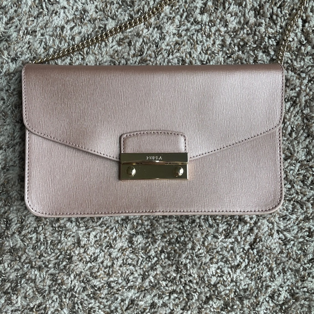 Furla nwot light pink bag (open to offers)